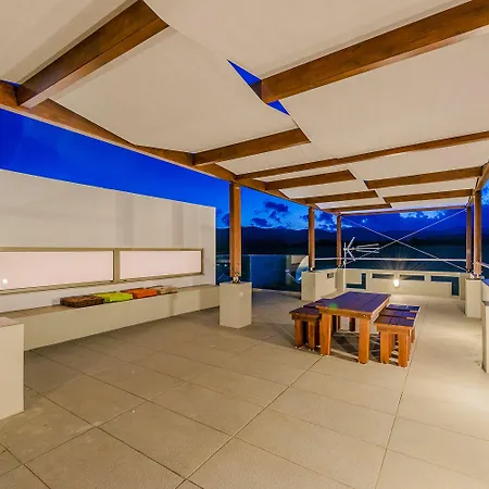 斐罗克斯尼娜别墅 根纳迪