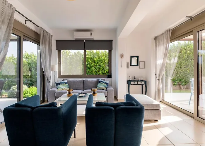 Filoxenia Villas فيلة