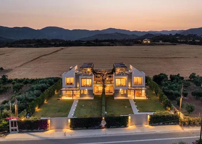 Filoxenia Villas فيلة *