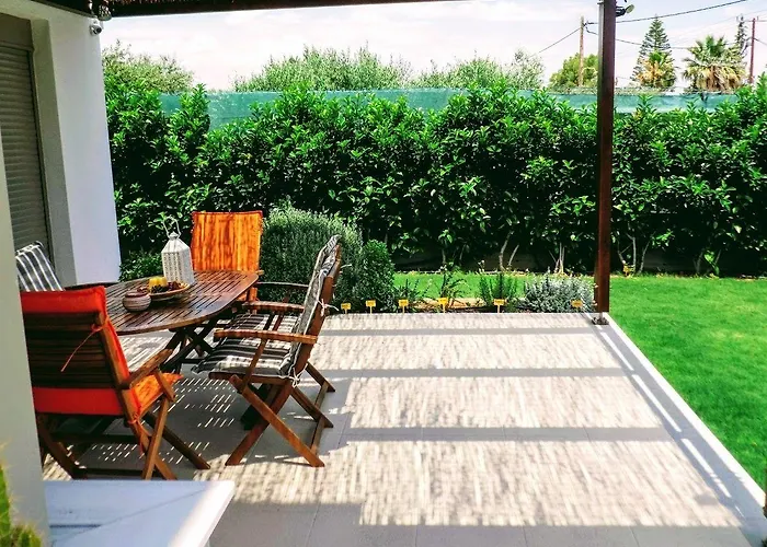 فيلة Filoxenia Villas غينادي