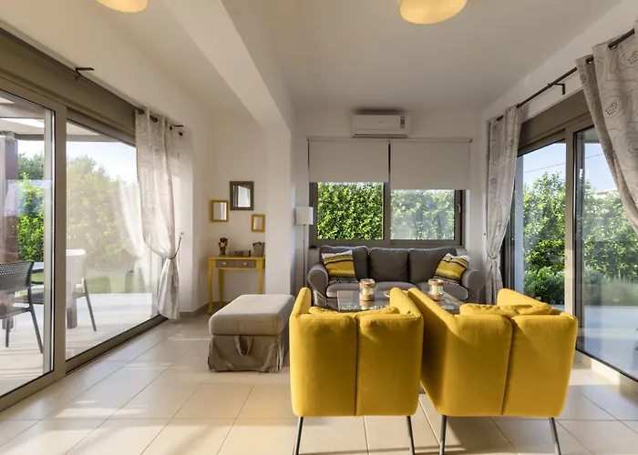 Filoxenia Villas فيلة *