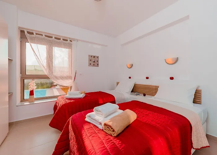 Filoxenia Villas * غينادي