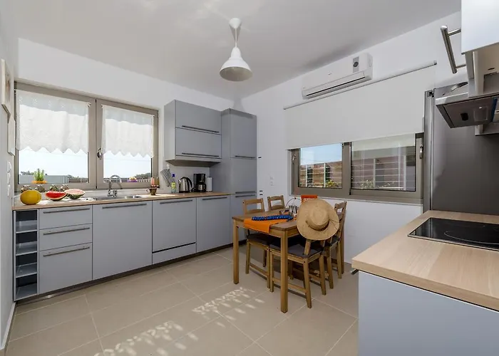 Filoxenia Villas غينادي