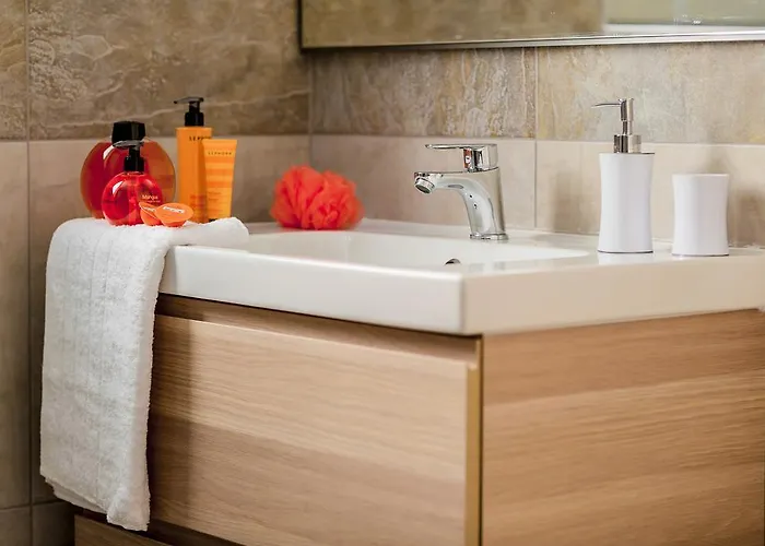 فيلة Filoxenia Villas *