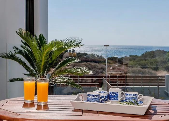 Filoxenia Villas فيلة *